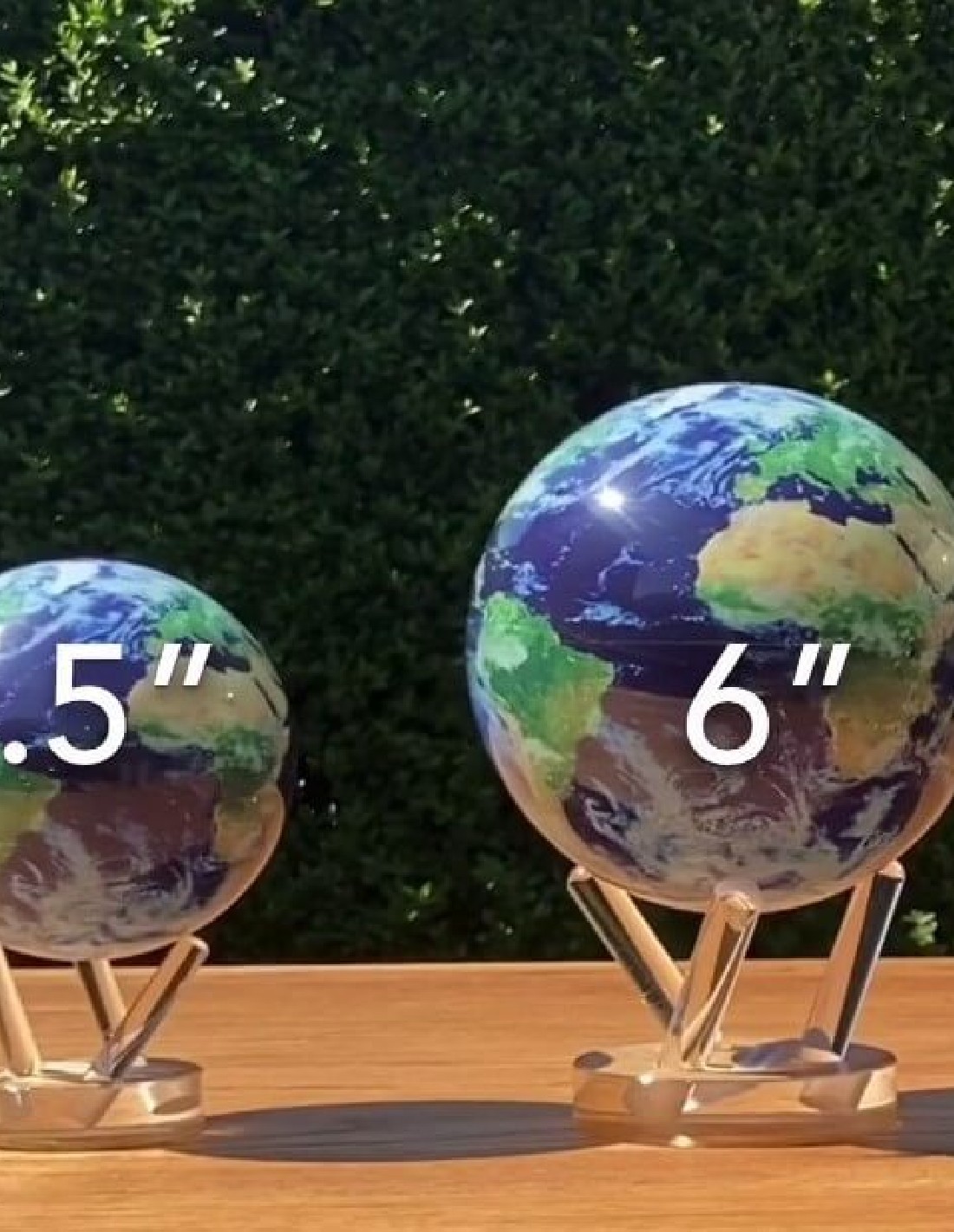 Globe Mova en rotation Terre bleu avec relief 4.5